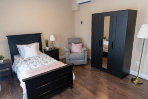 assisted living twin bedroom